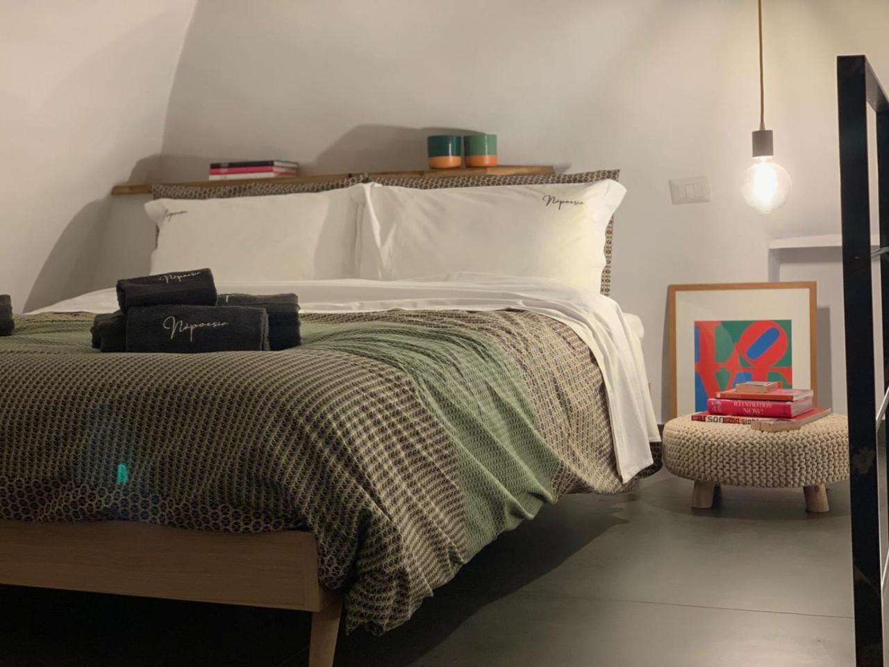 Napoesia Duomo House Apartment Наполи Екстериор снимка